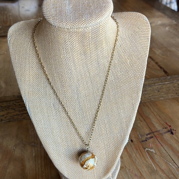 Venetiaurum Murano Glass Ball Pendant and adjustable Gold Plated Chain Necklace - Picture 1 of 9